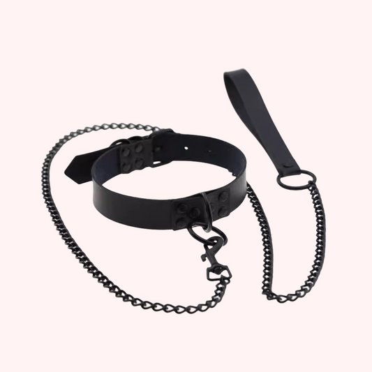 Pure black leather collar with lead rope